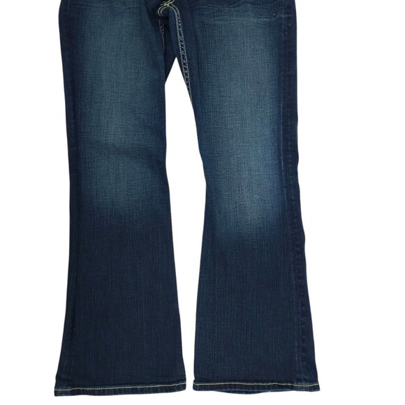 BKE Culture Stretch Boot Cut Jeans Womens 33 Mid Rise Distressed Whiskered Denim - Picture 10 of 15